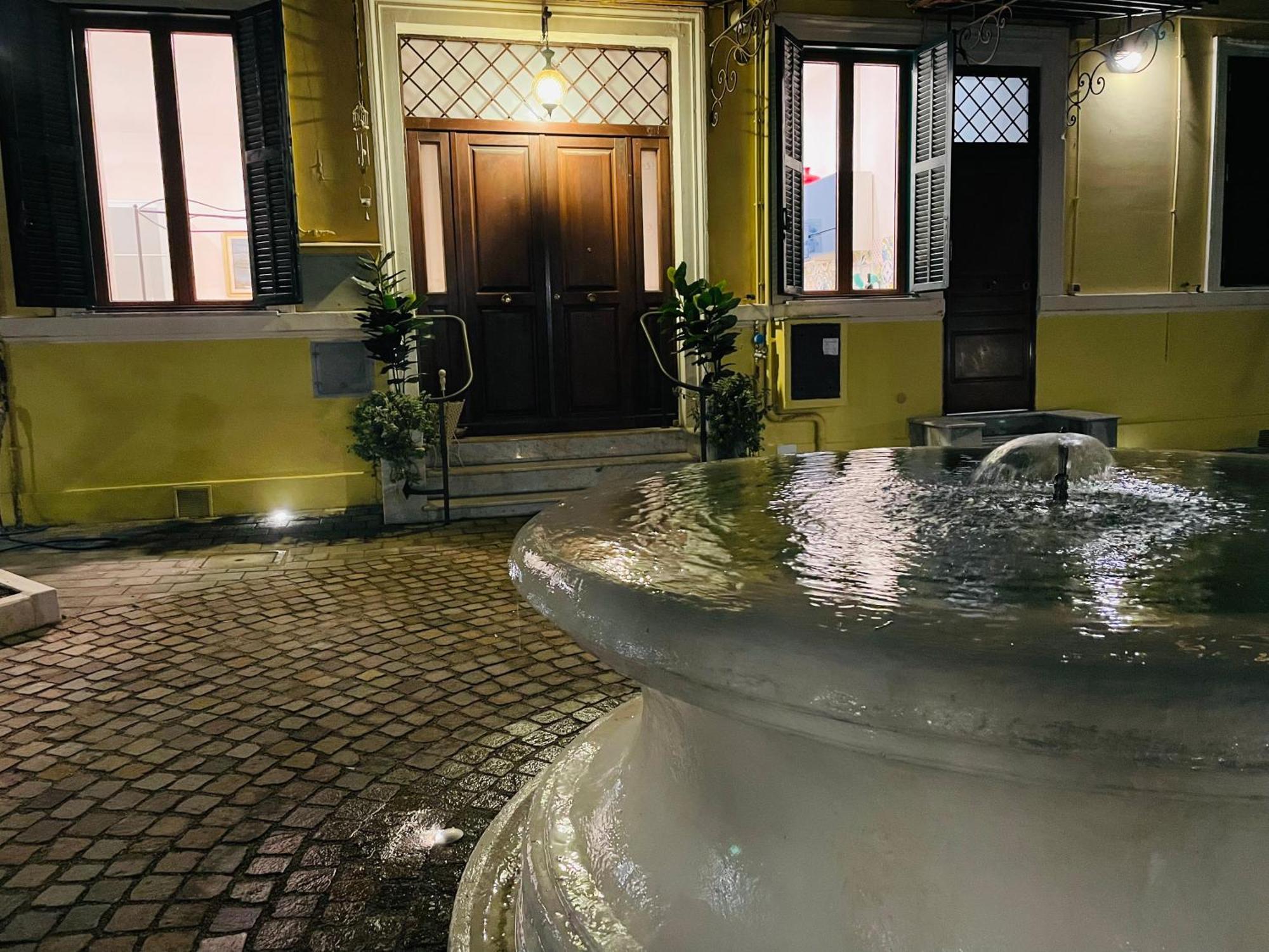 Colosseum-Apartments Roma Ngoại thất bức ảnh